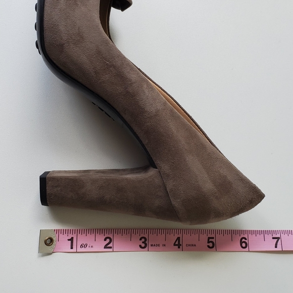 Tod's Taupe Suede Heels - Size 37.5 - Picture 4 of 6
